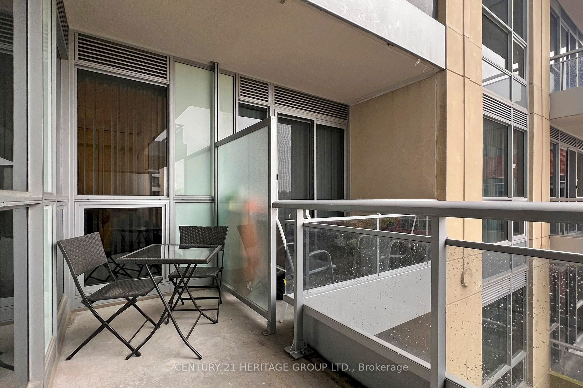 9201 Yonge St N, #319