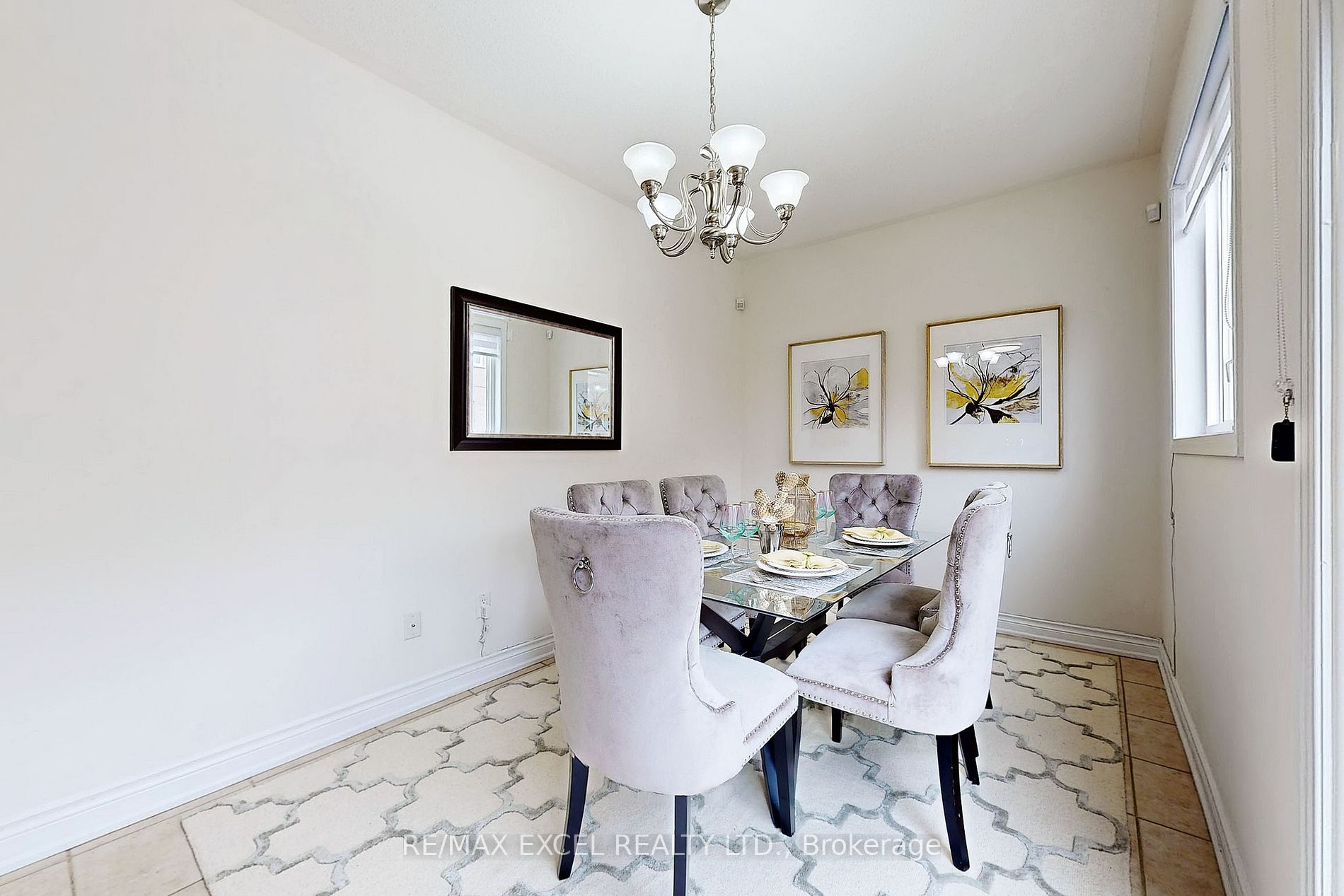 68 Oakford Dr