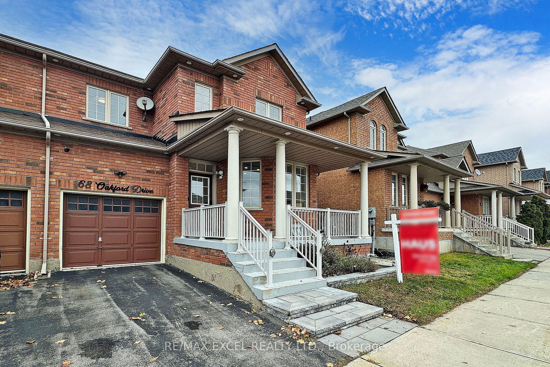 68 Oakford Dr