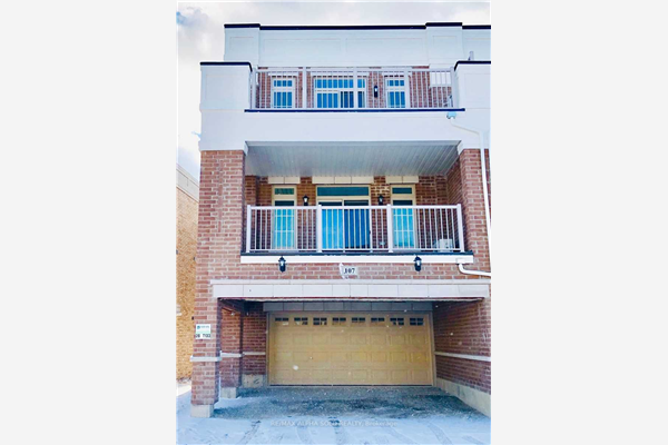 107 Luzon Ave, Markham