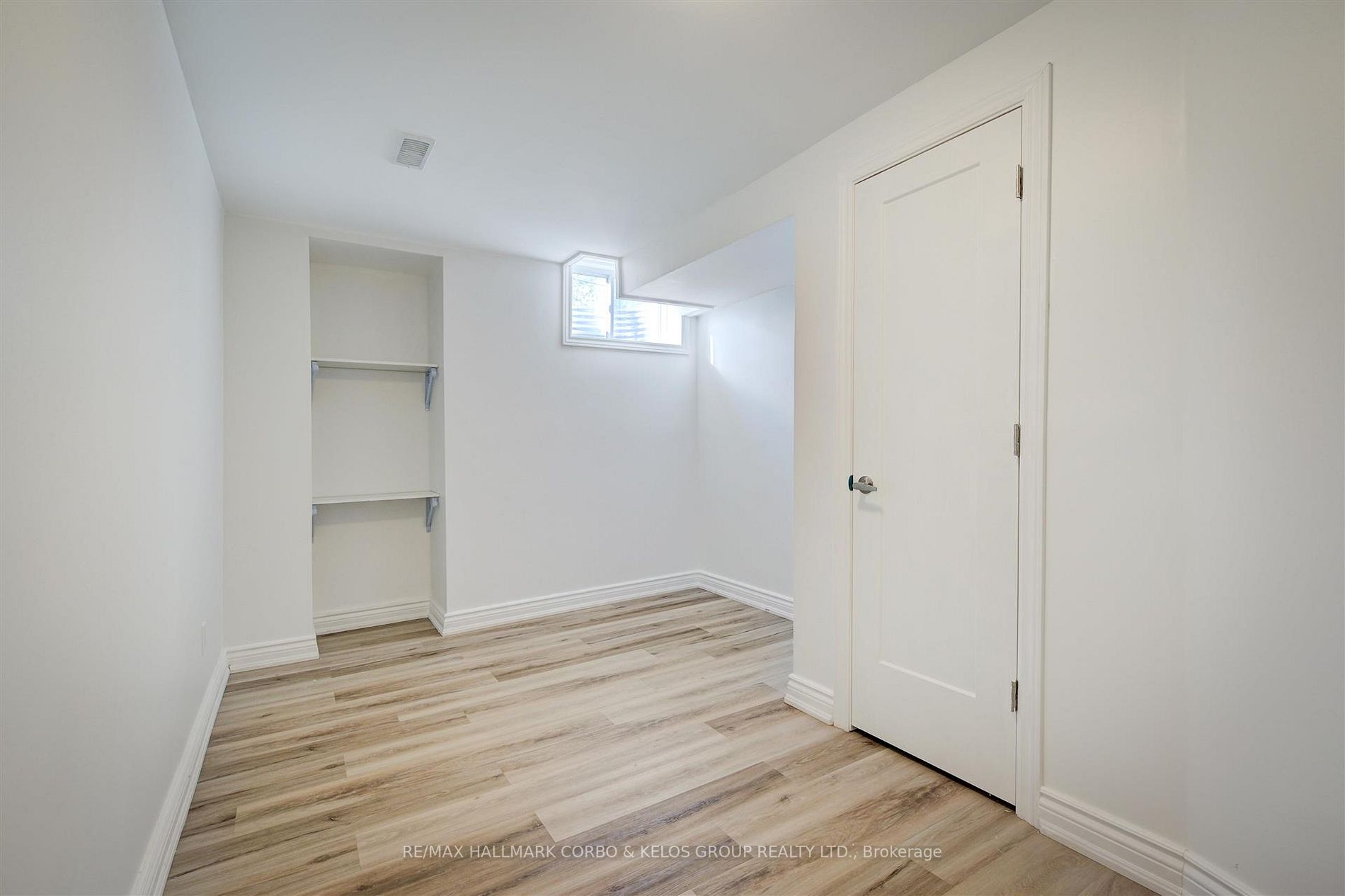 139 Bethpage Cres