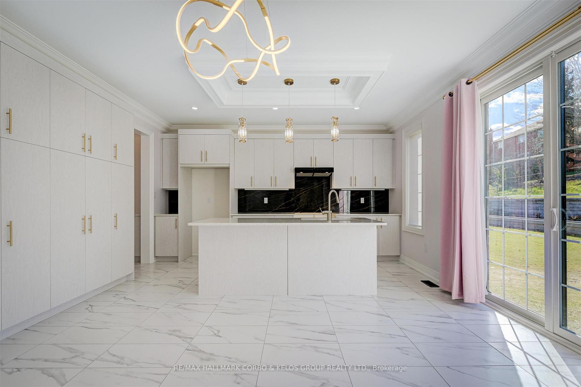 139 Bethpage Cres