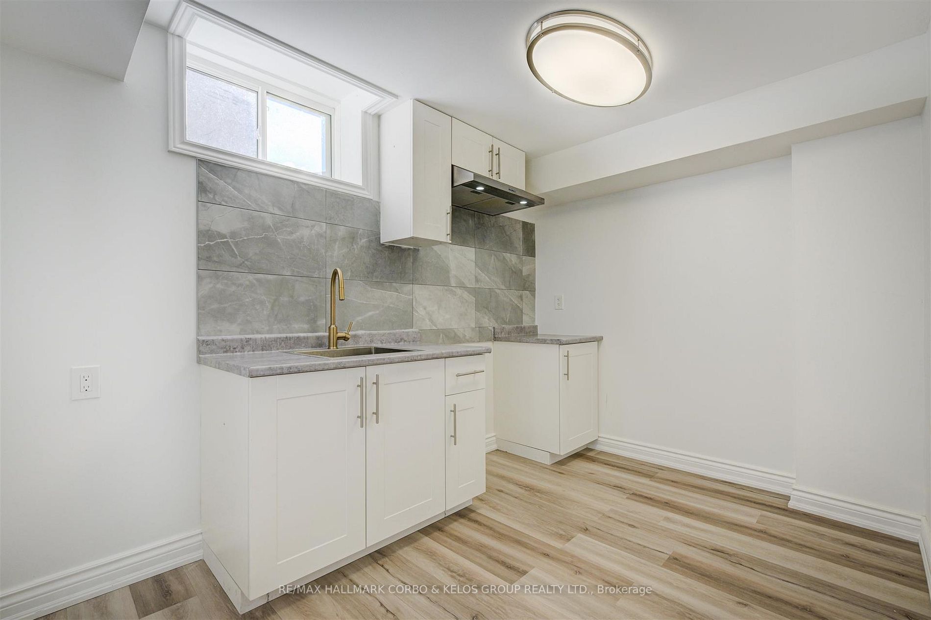 139 Bethpage Cres