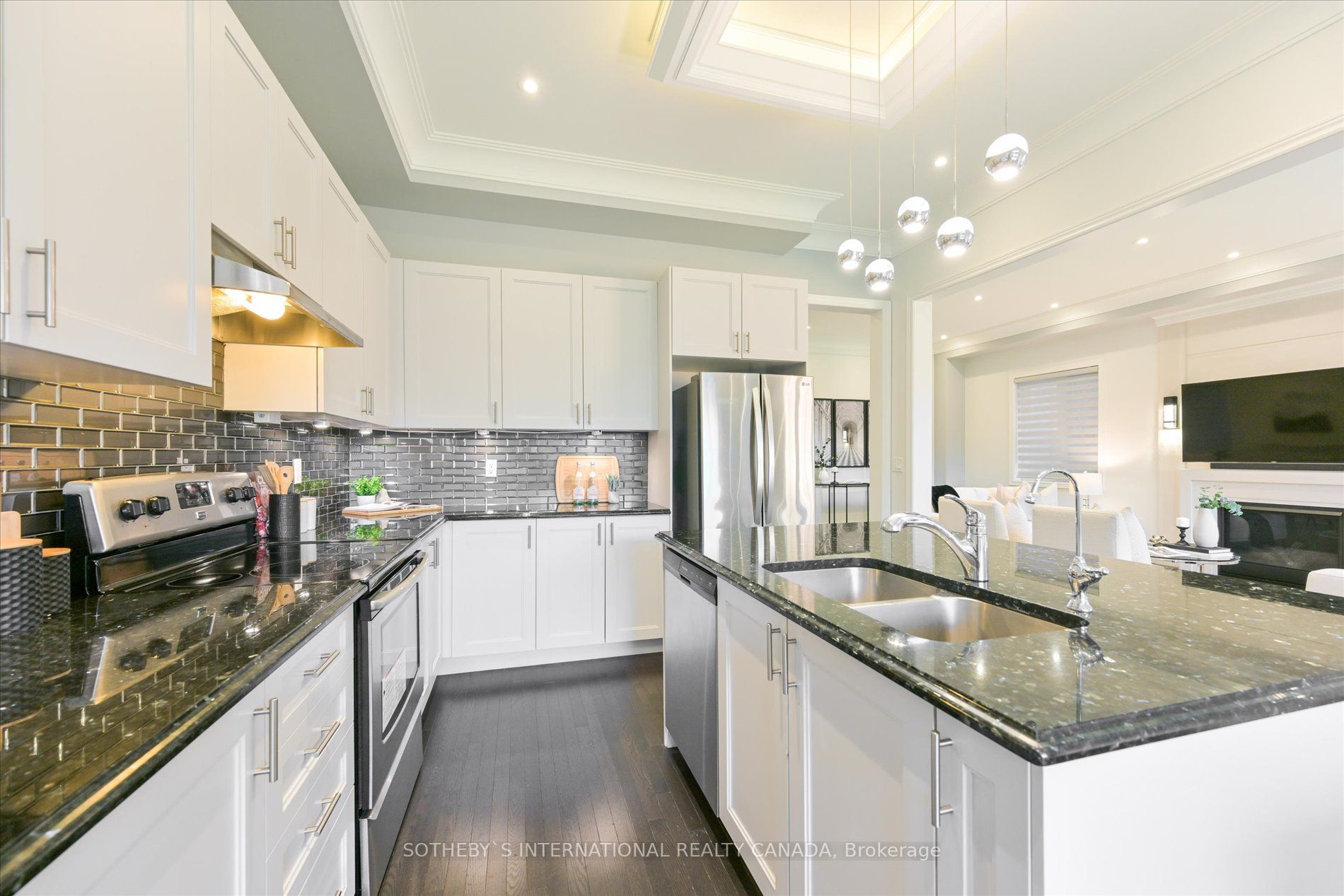 37 Manor Hampton St