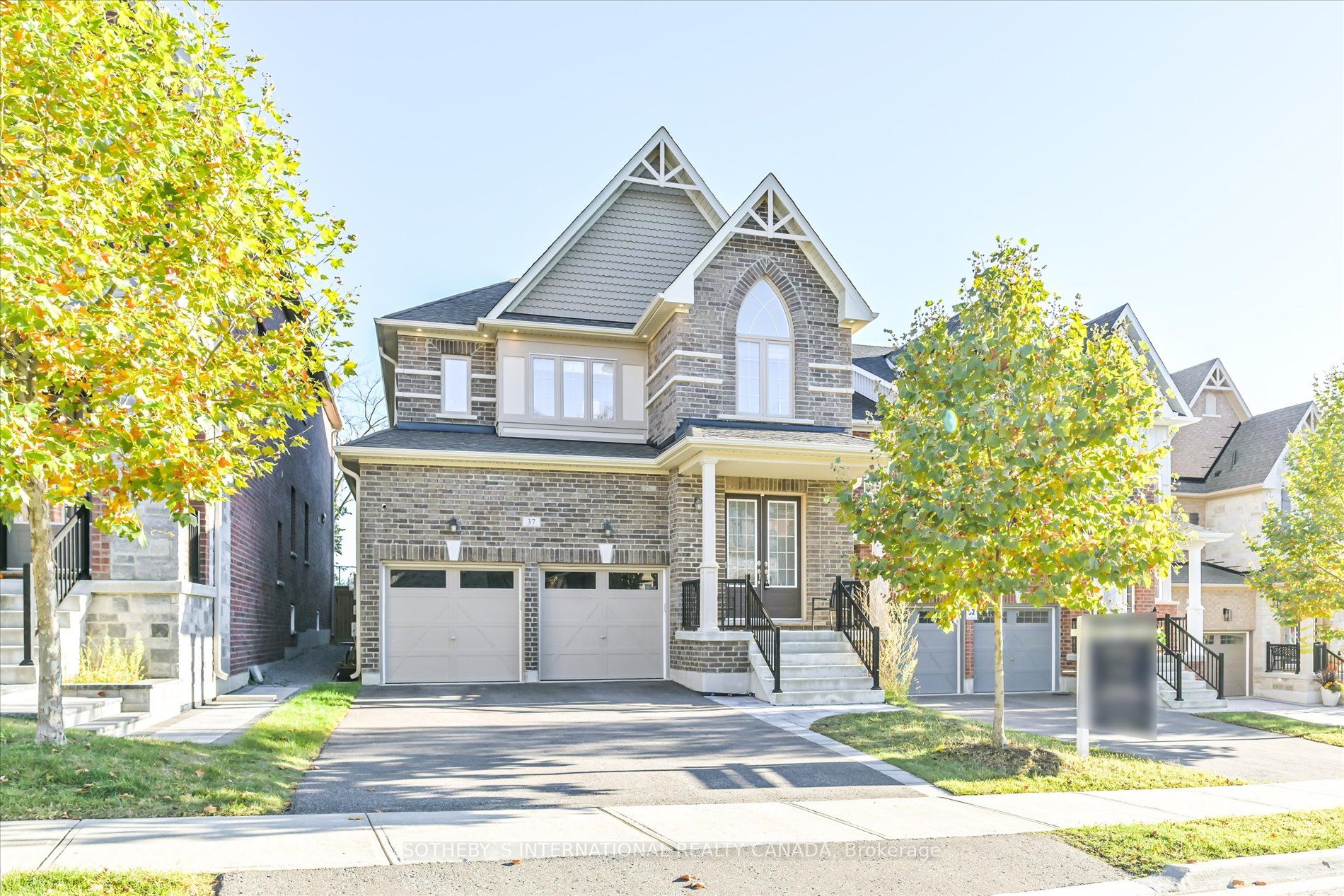 37 Manor Hampton St