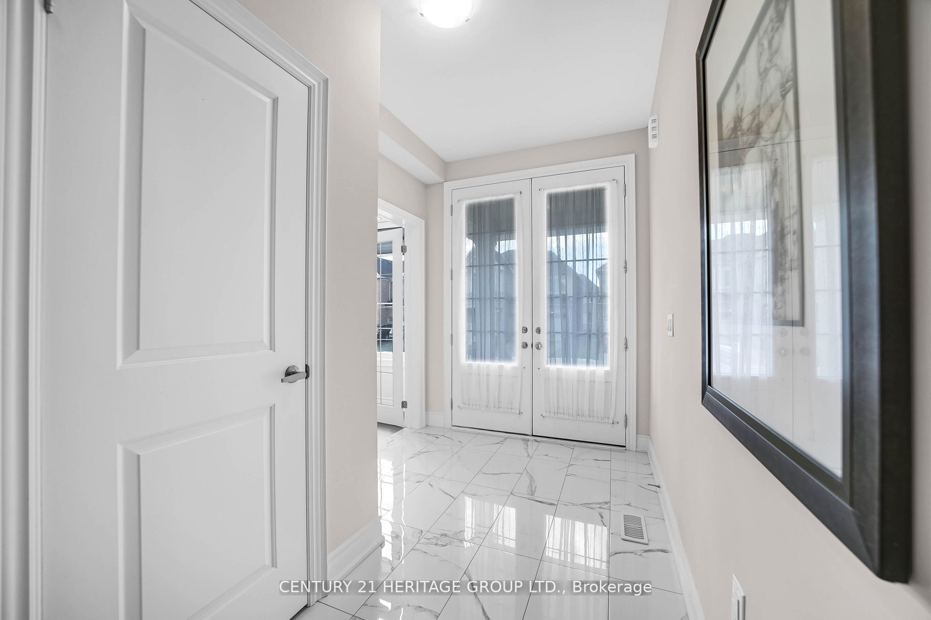 5 Hitching Post Rd