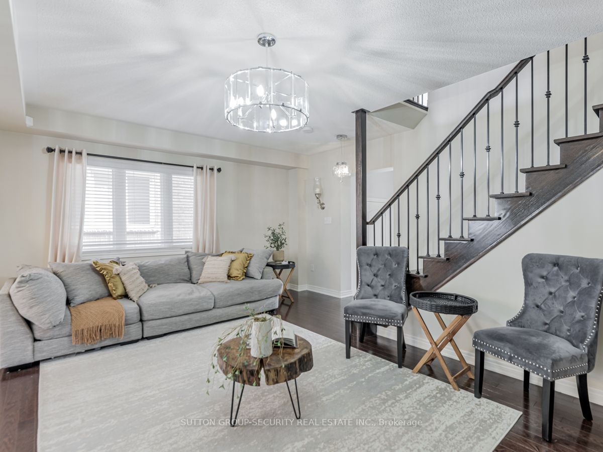 228 Sandale Rd