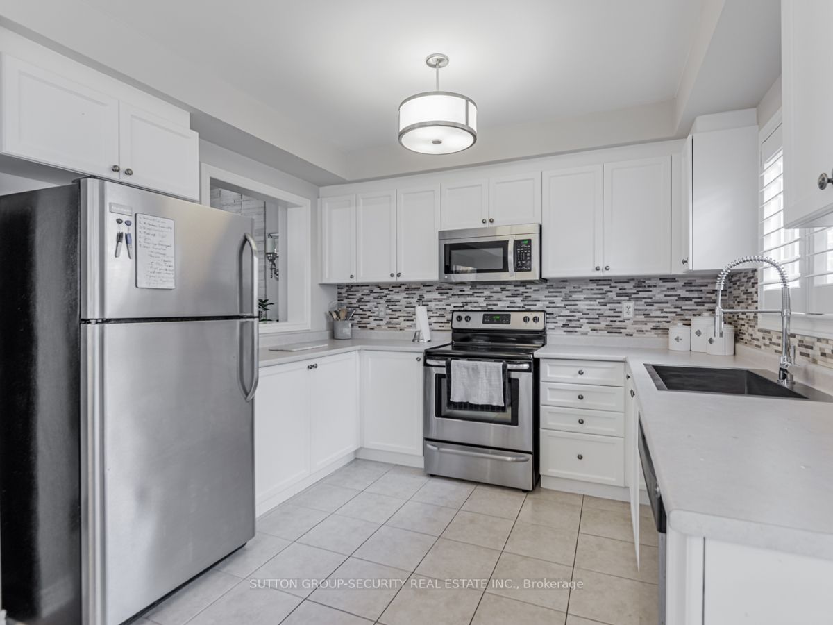 228 Sandale Rd