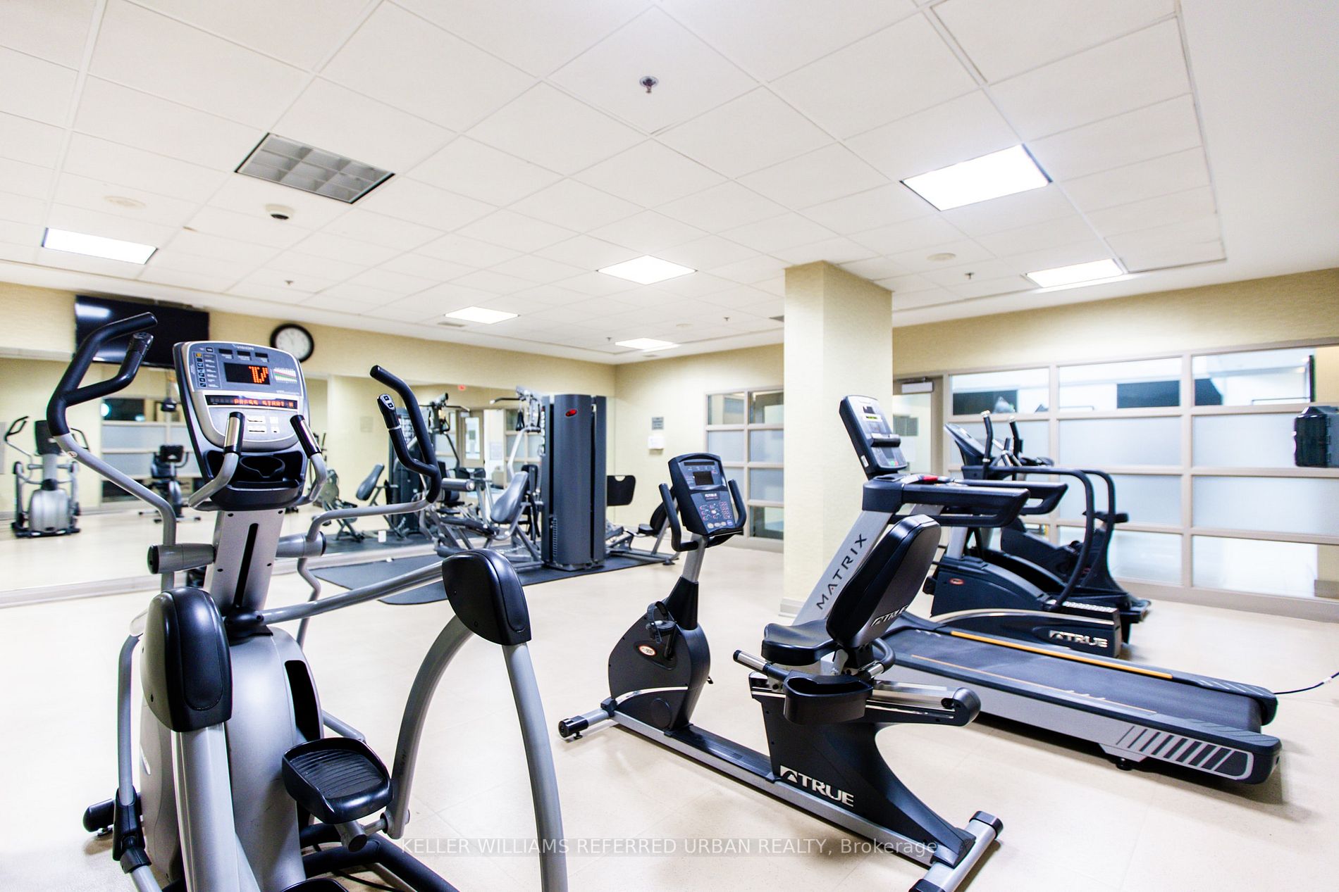 75 South Town Centre Blvd, #706