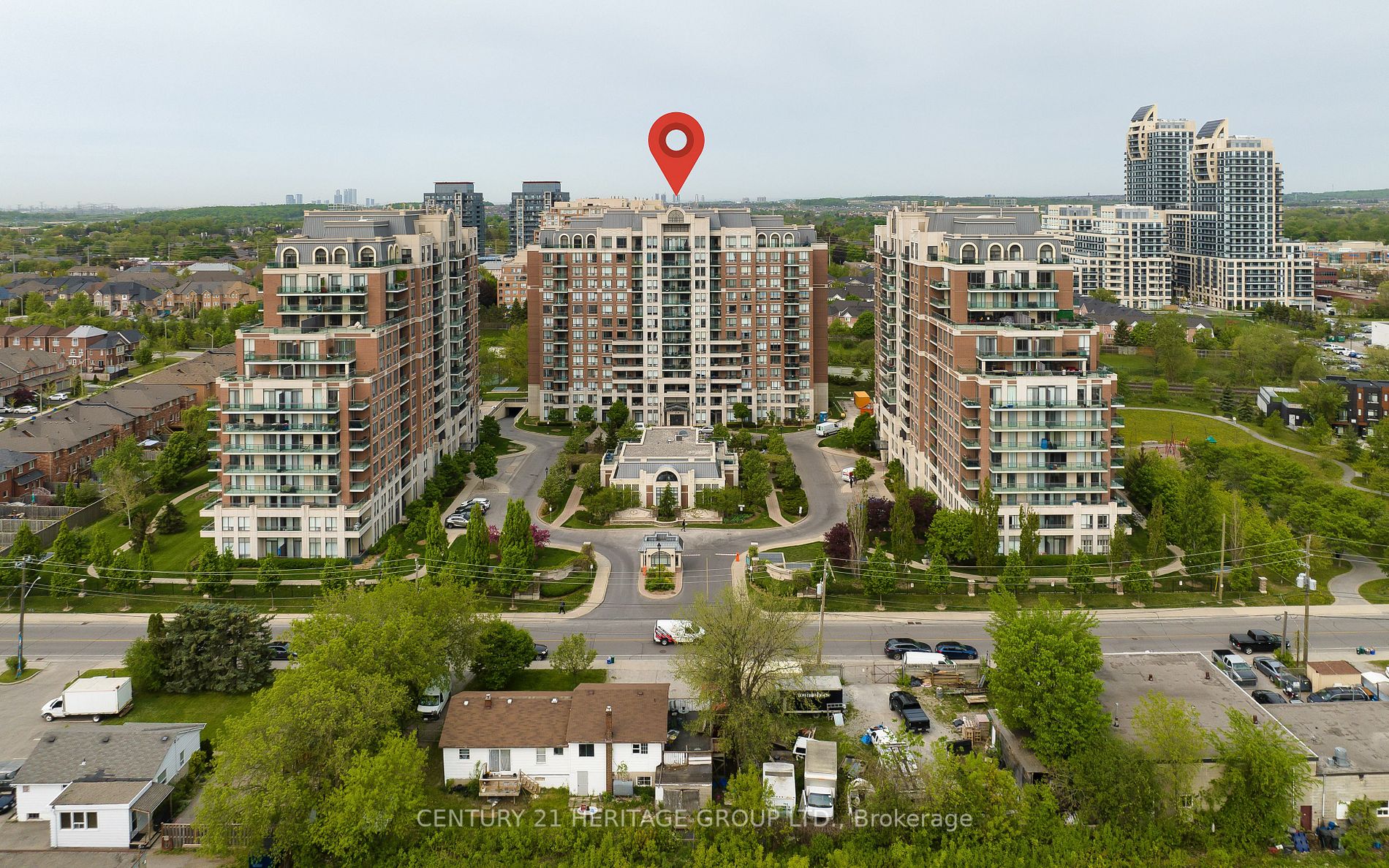 330 Red Maple Rd, #406