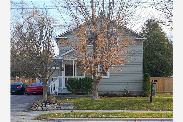 67 Main St S, Uxbridge