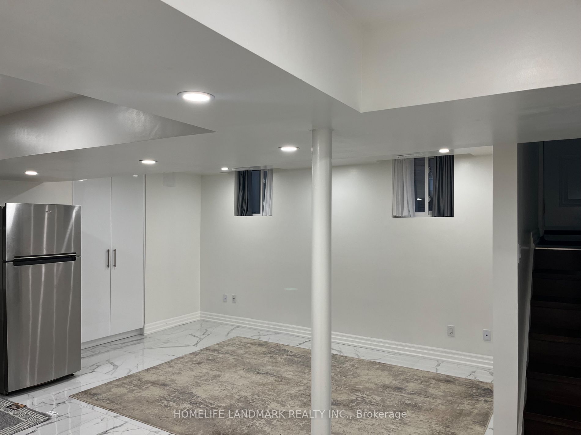 24 Bardawill Ave N, #1