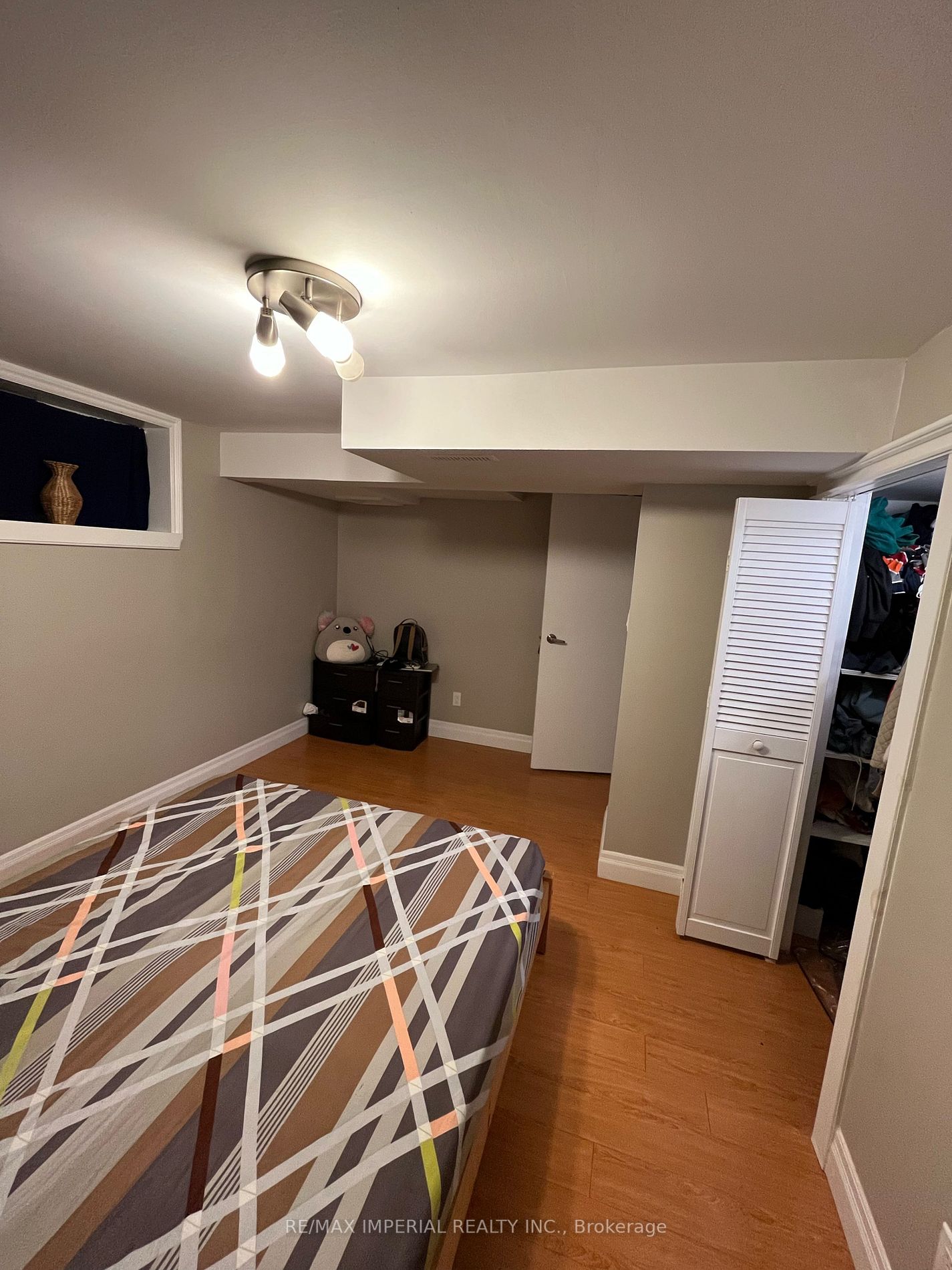 248 James Ave, #Lower
