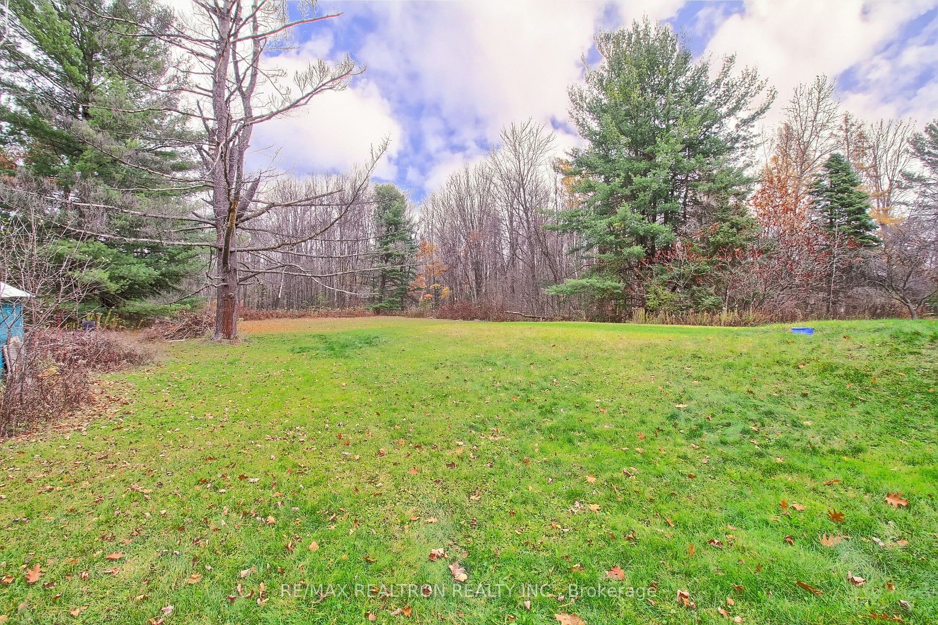 450 Queensville Sdrd W Rd