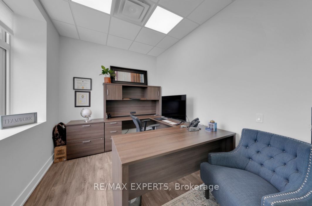 200 Cachet Woods Crt, #202-203