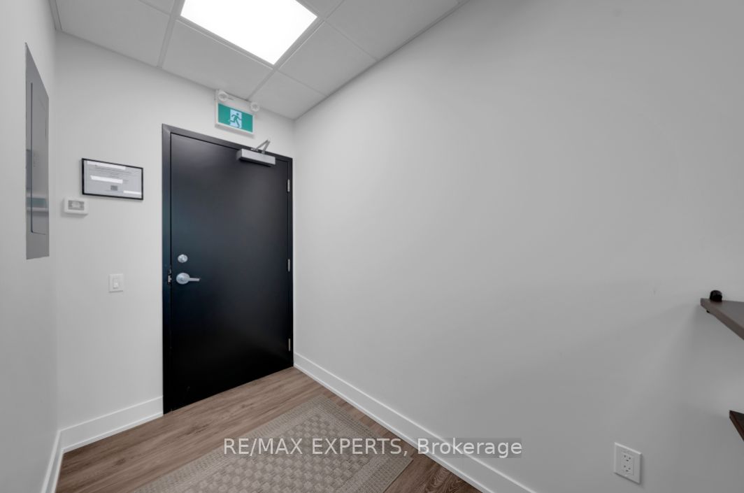 200 Cachet Woods Crt, #202-203