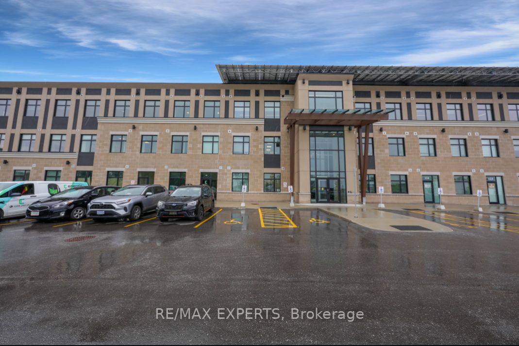 200 Cachet Woods Crt, #202-203
