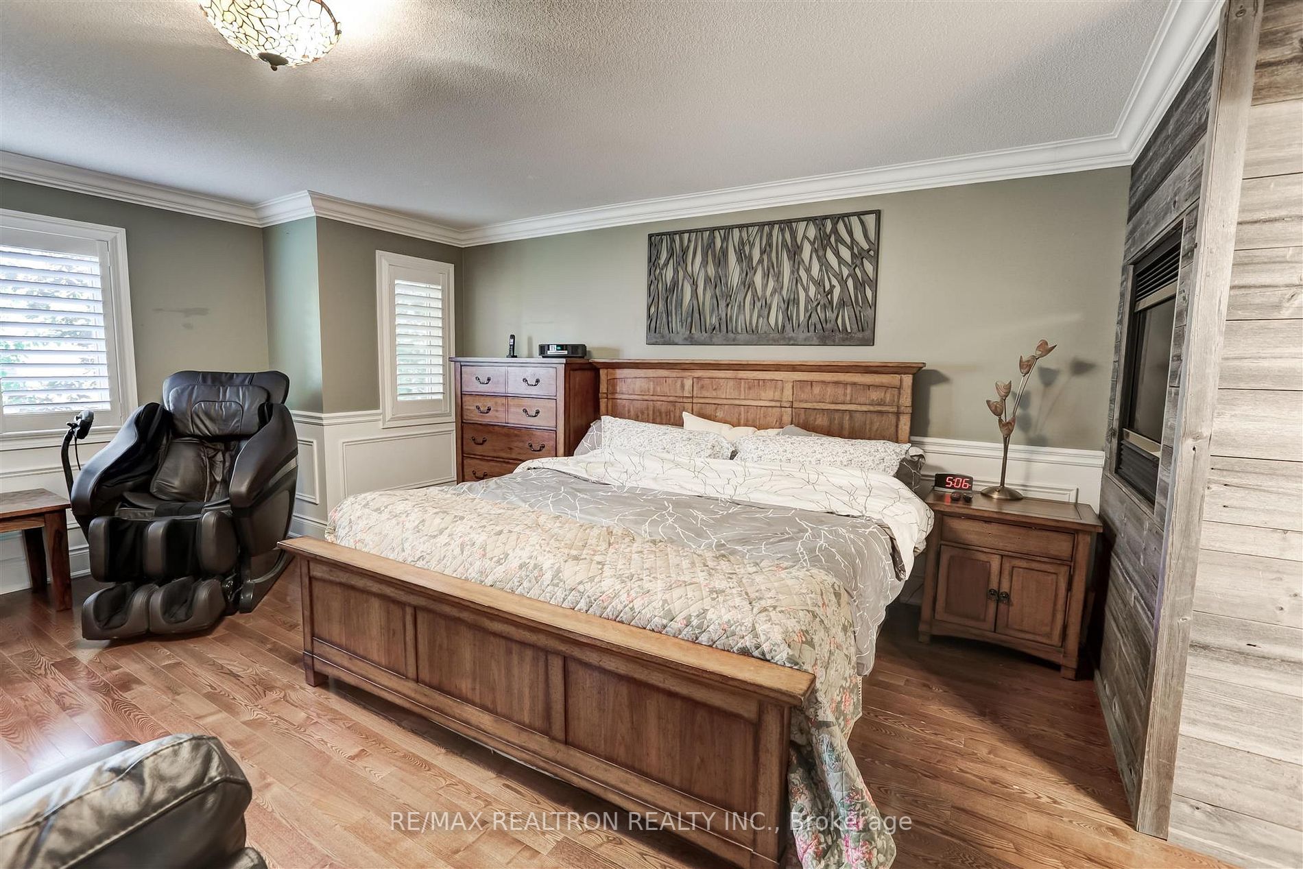 8 Angus Glen Blvd