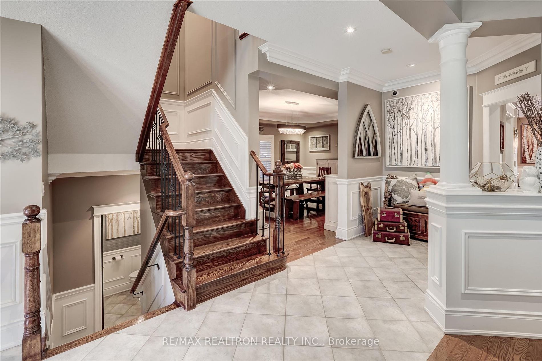 8 Angus Glen Blvd