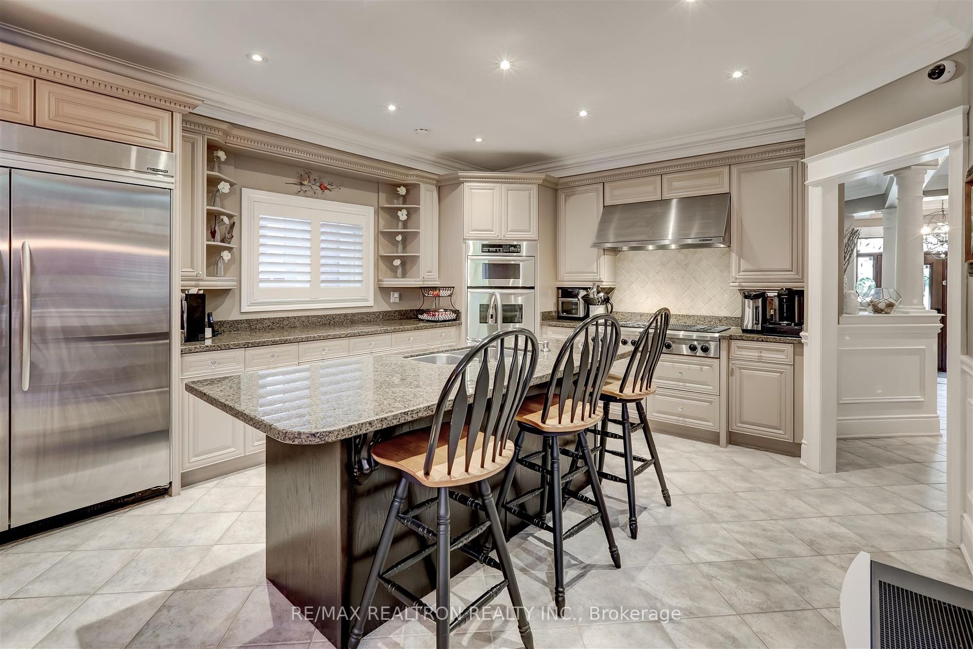 8 Angus Glen Blvd