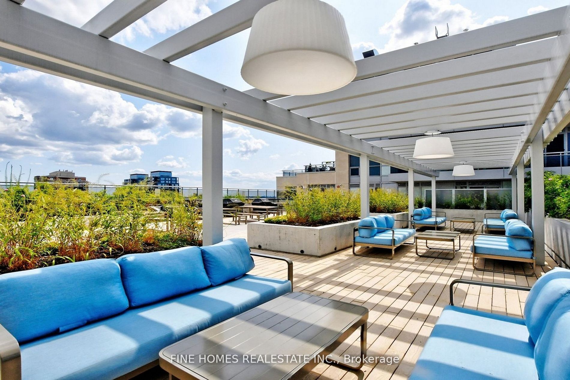 9201 Yonge St, #1001