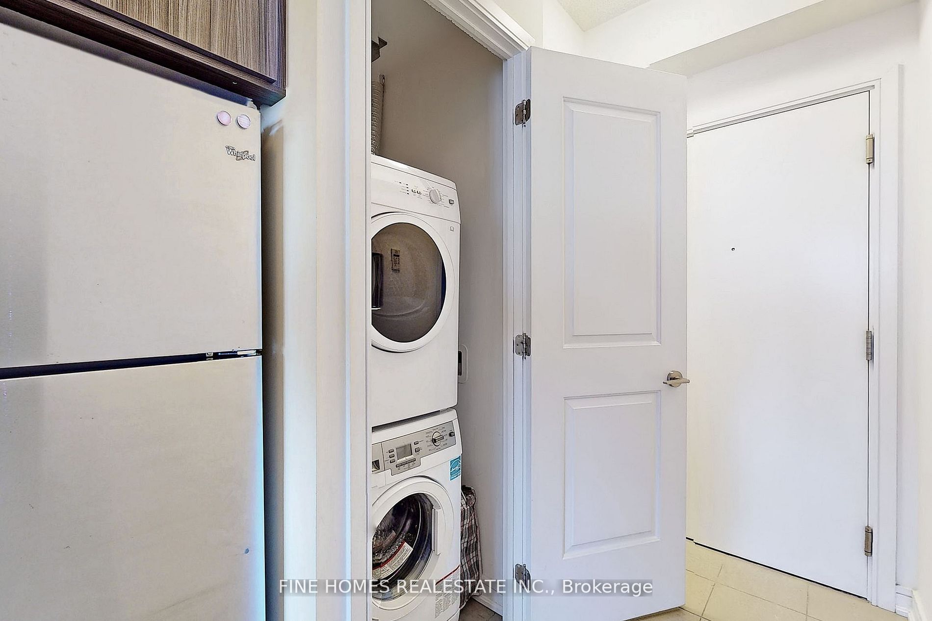 9201 Yonge St, #1001