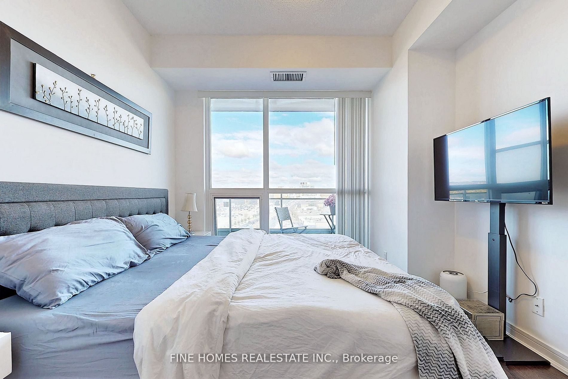 9201 Yonge St, #1001