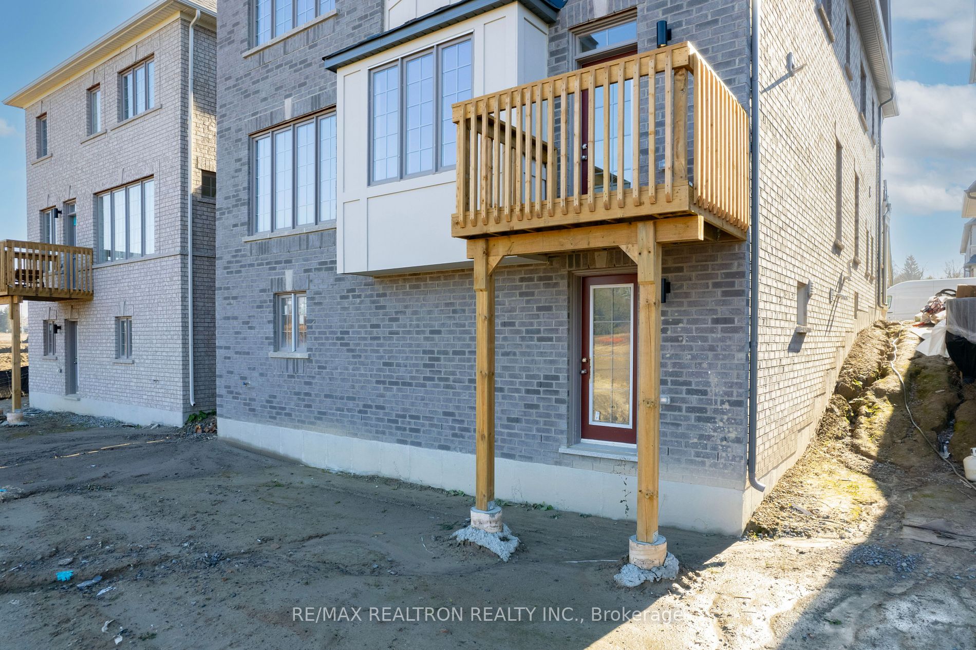 4 Kentledge Avenue