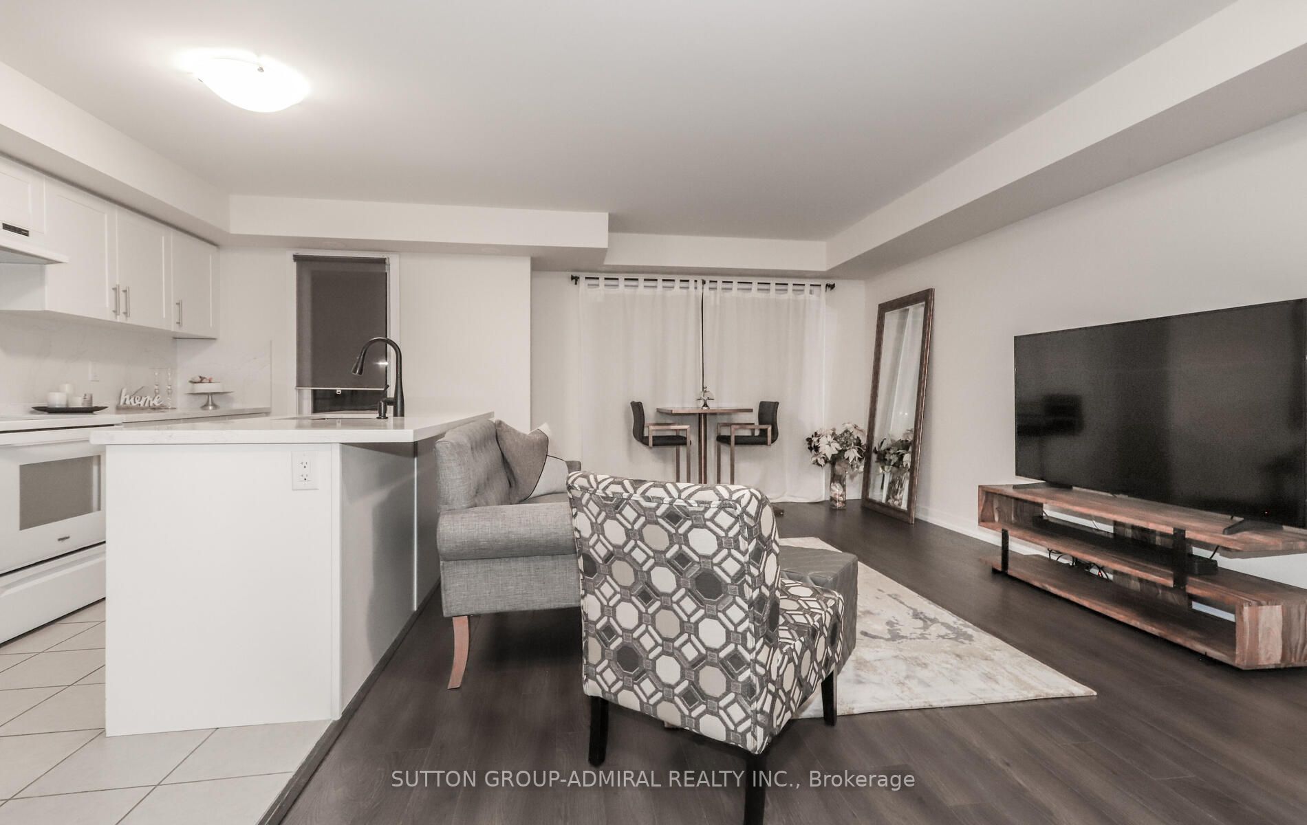 2 Westmeath Lane, #2108