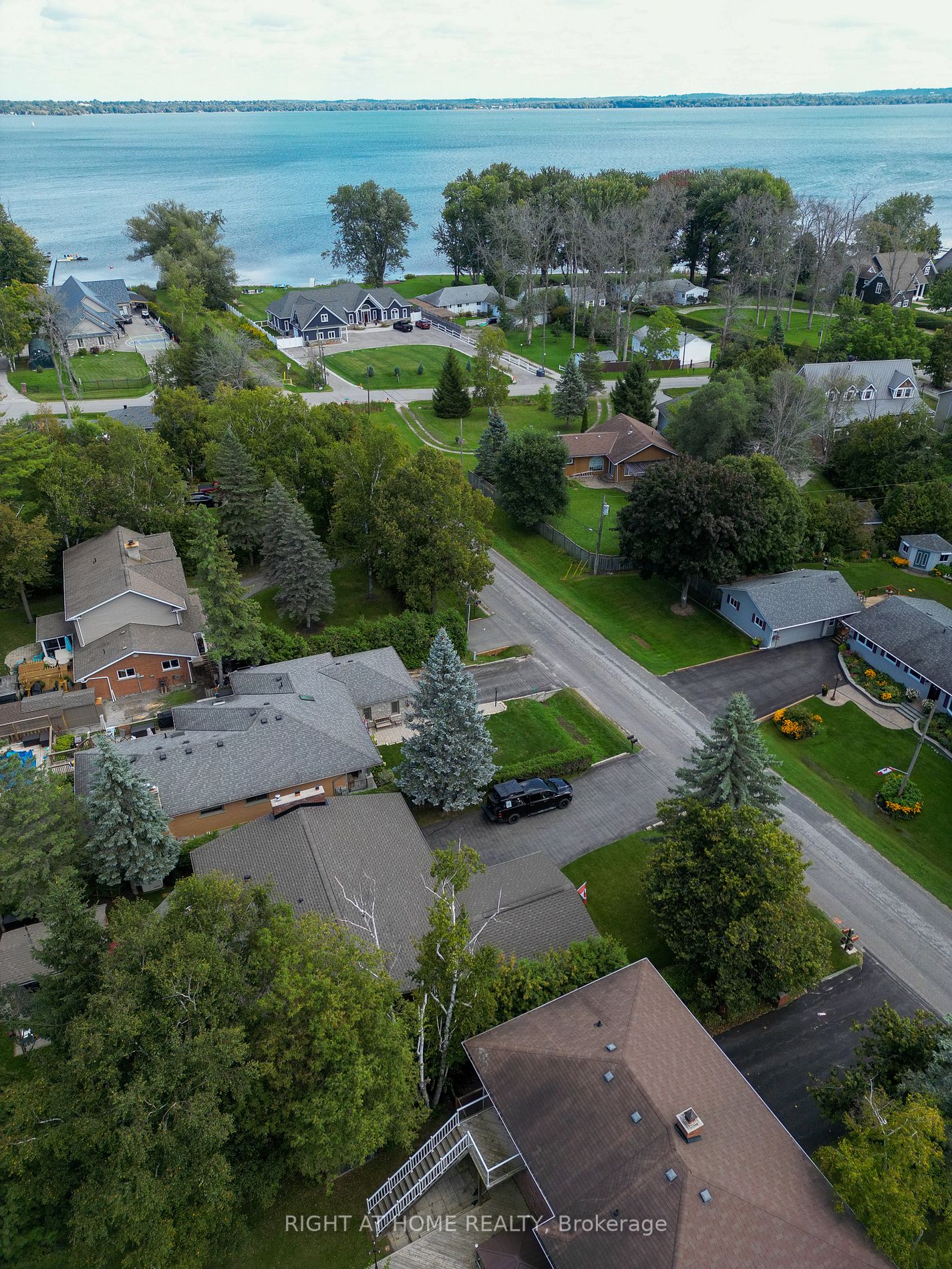 1120 North Shore Dr