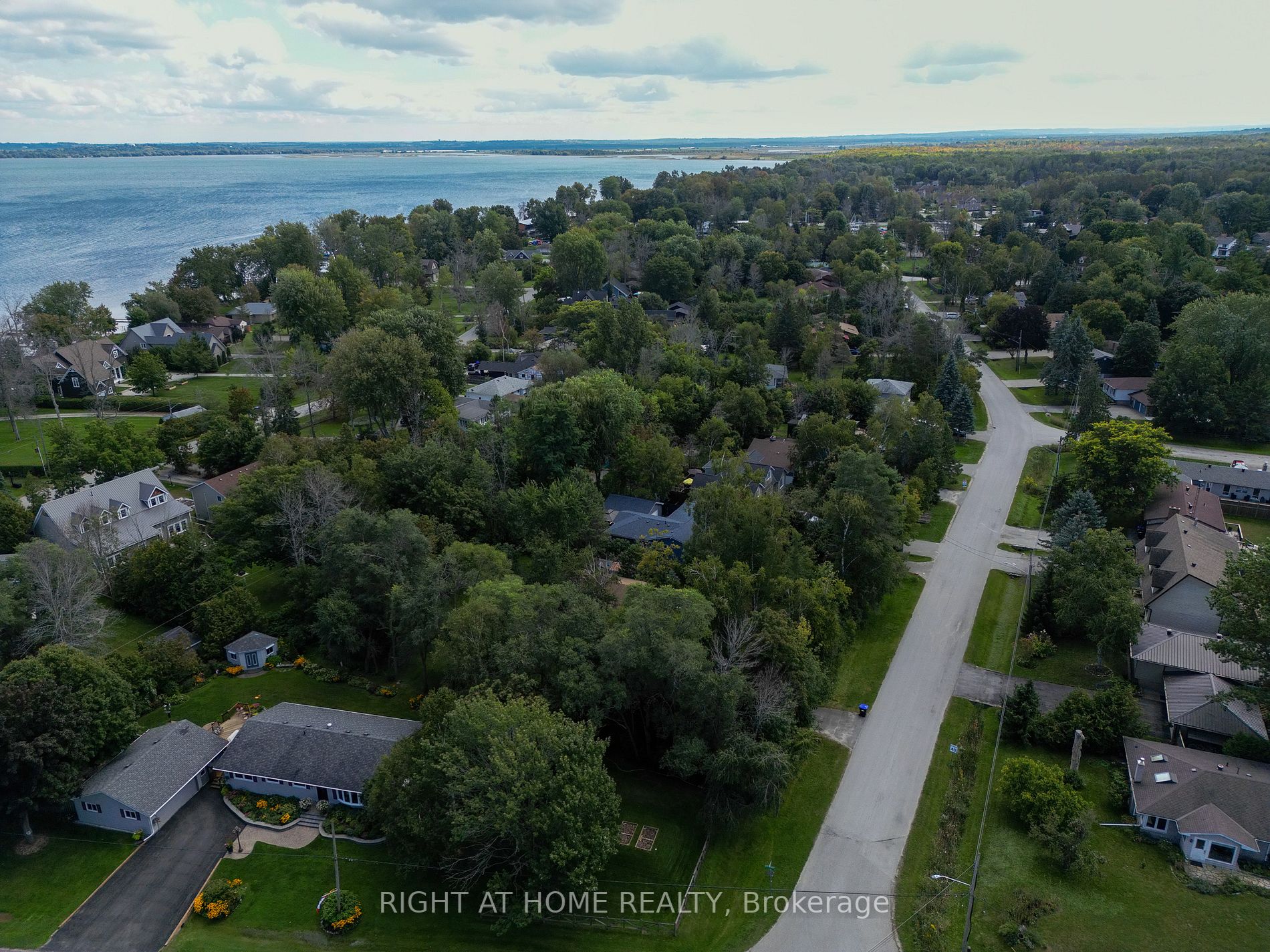 1120 North Shore Dr