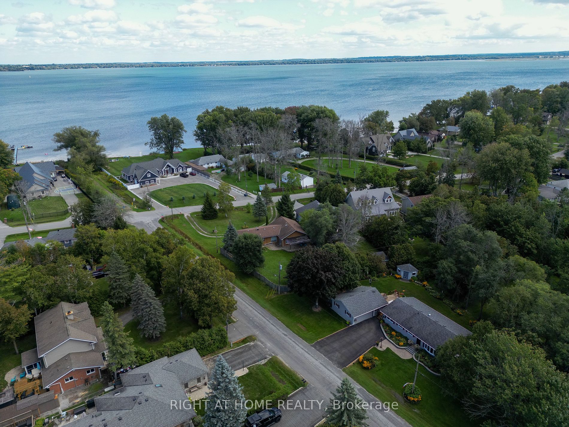 1120 North Shore Dr
