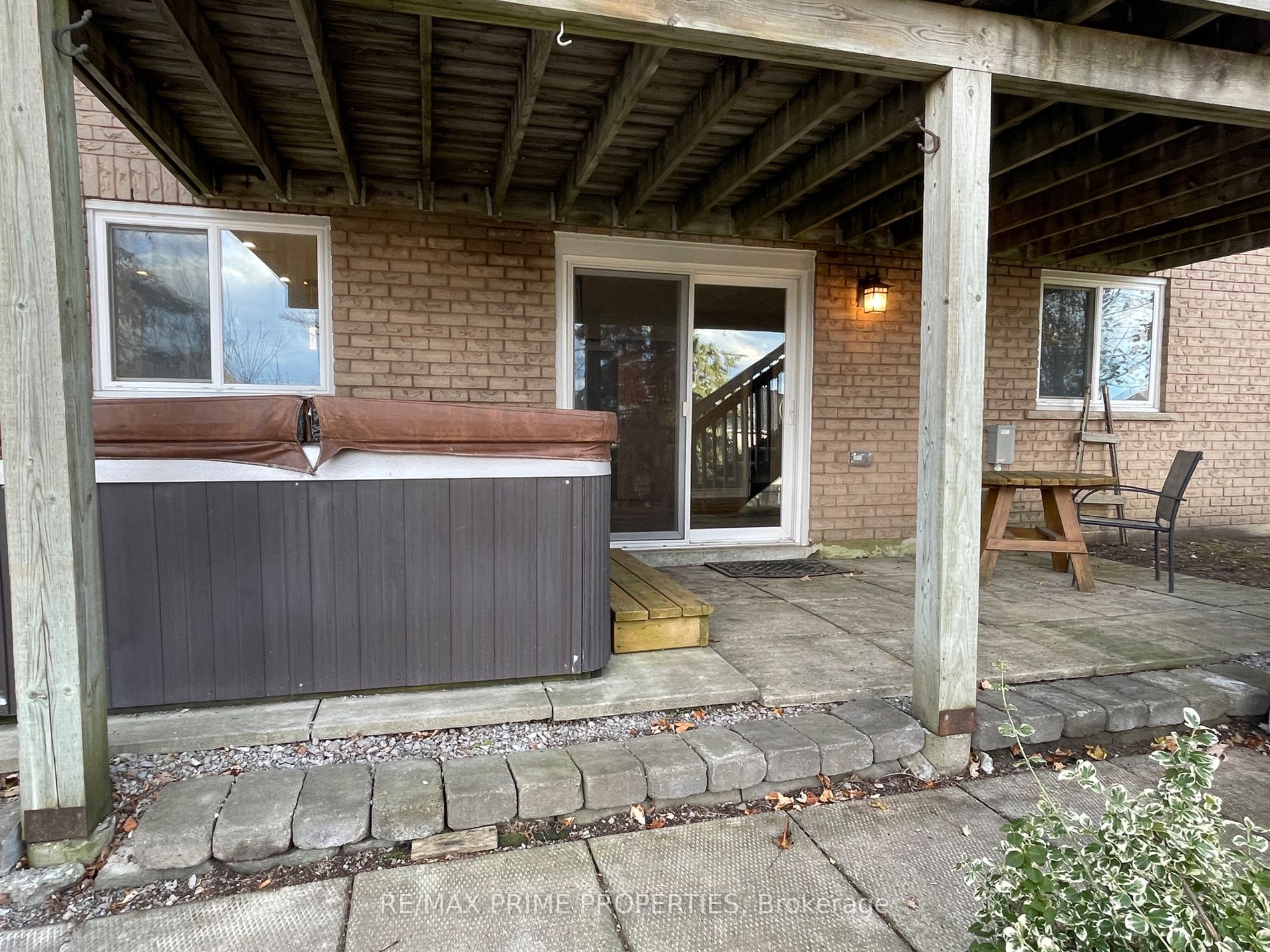 315 Kirby Cres, #Lower