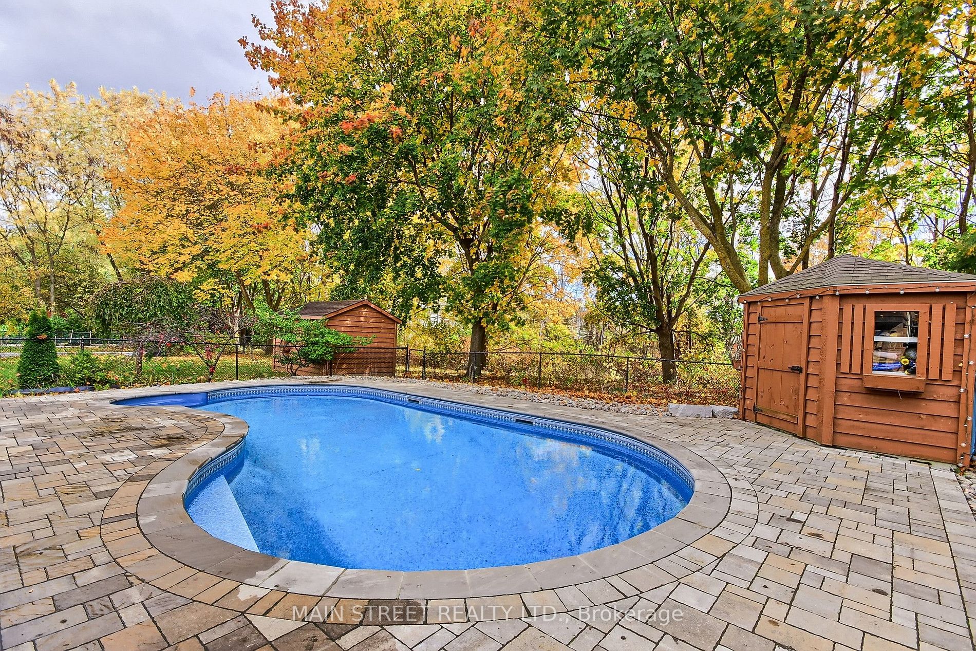 104 Peevers Cres