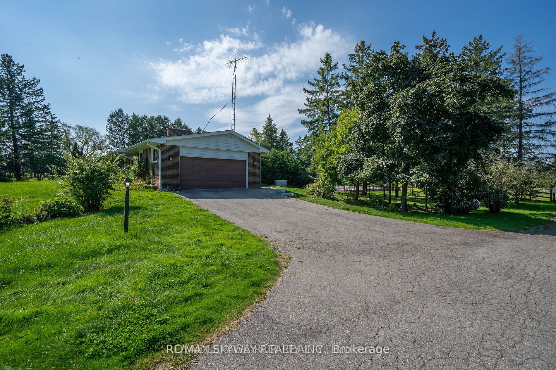 13270 11th Concession Rd