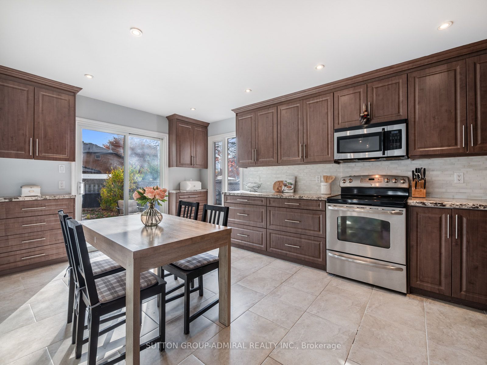 186 Patna Cres