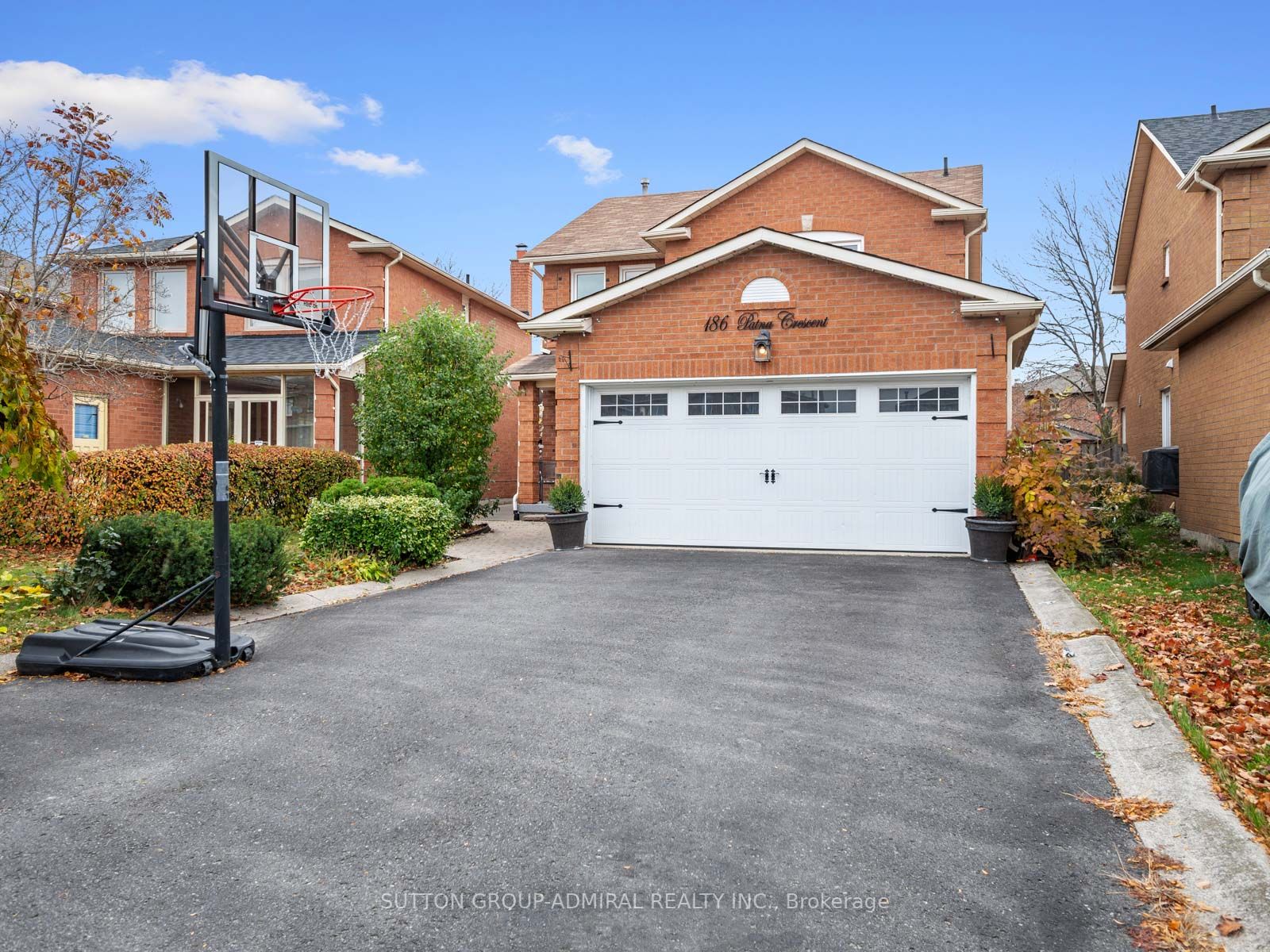 186 Patna Cres