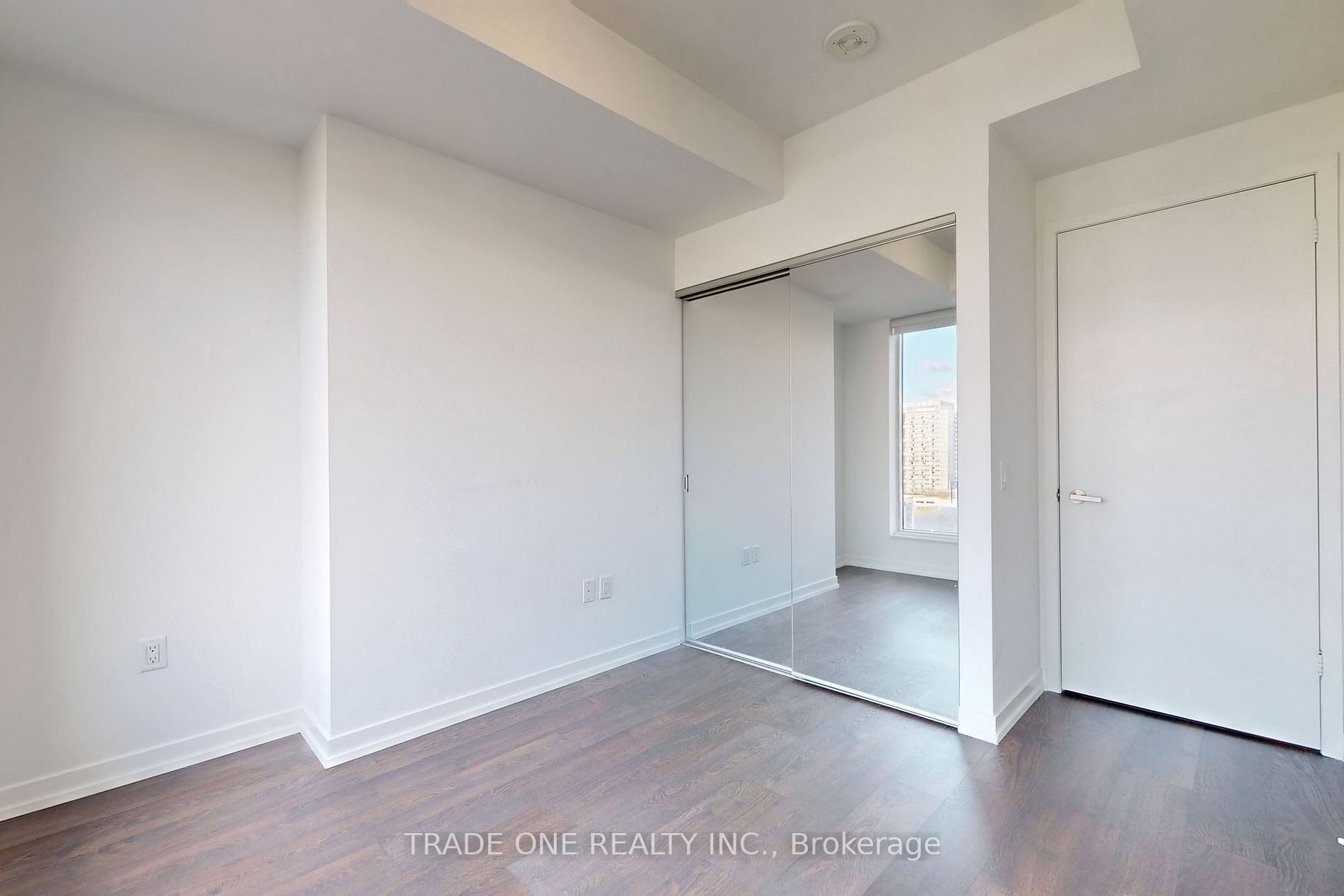 8868 Yonge St, #1506