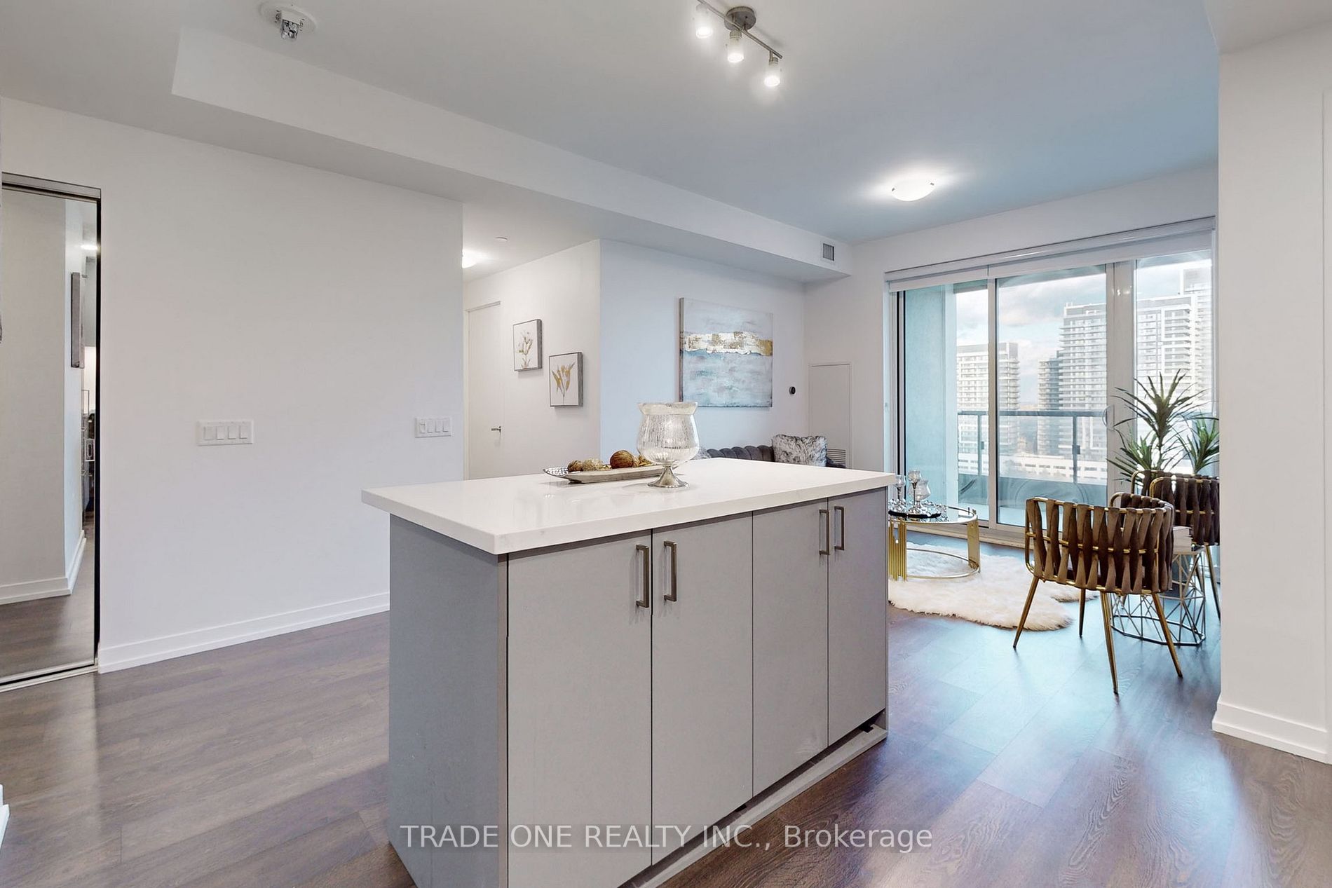 8868 Yonge St, #1506
