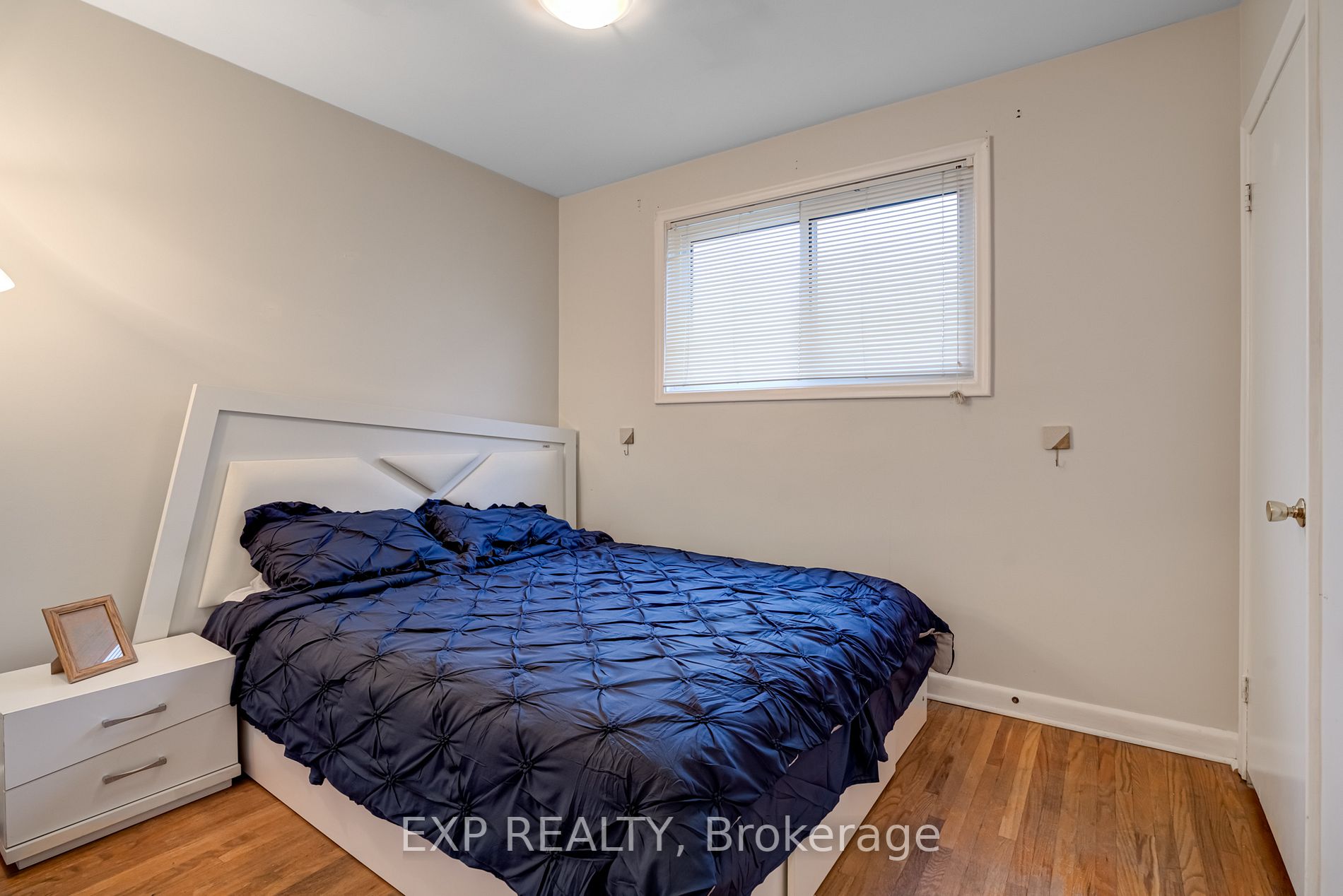 11 Webster Dr