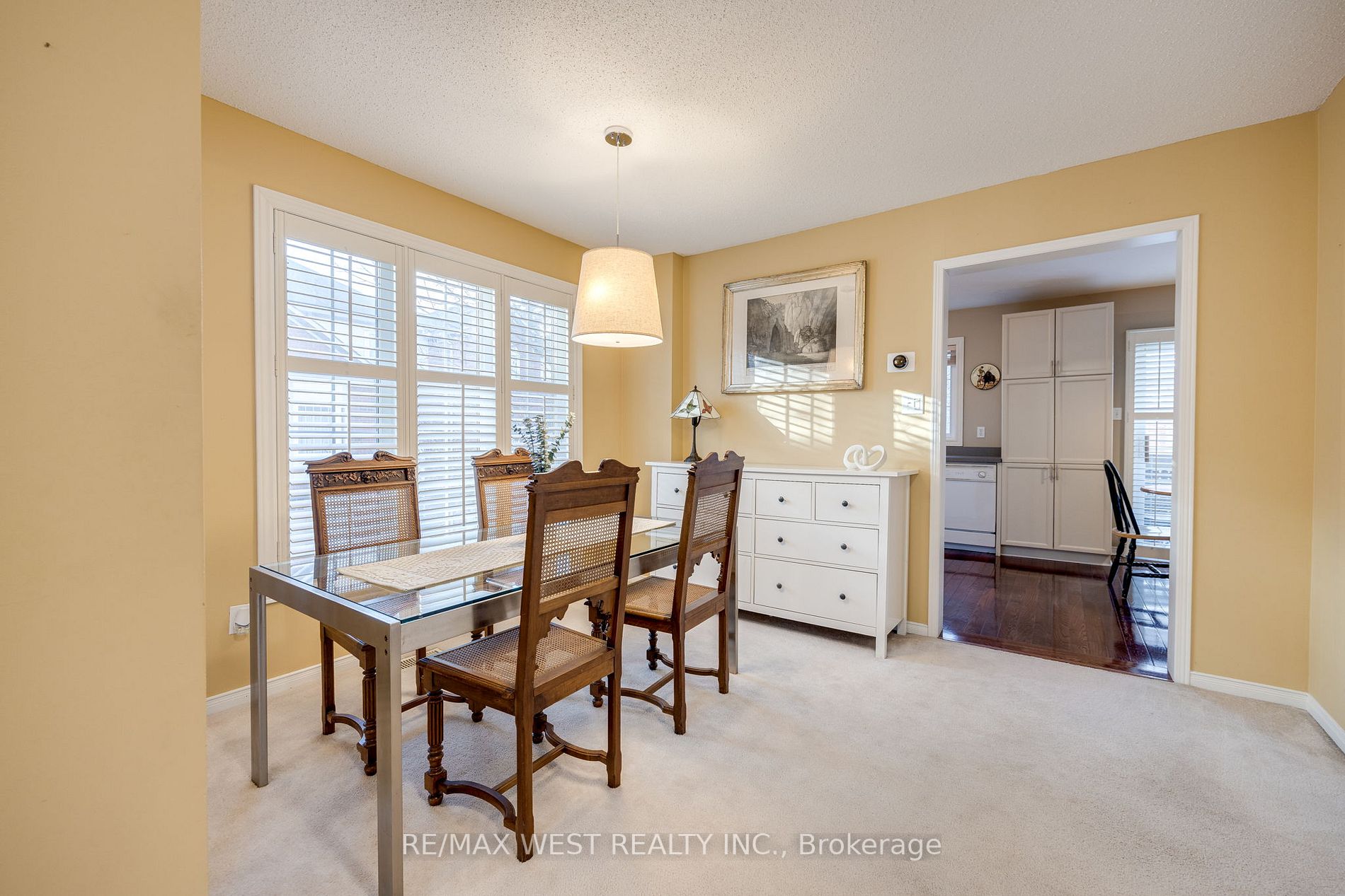 15 Mosaics Ave, #15
