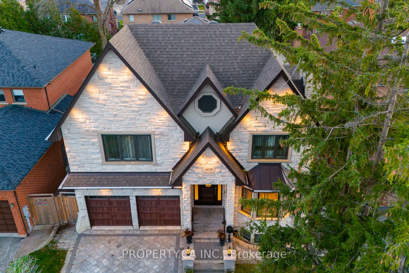109 Oxford St