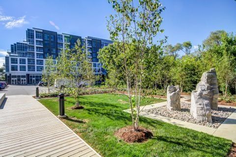 8763 Bayview Ave, #708