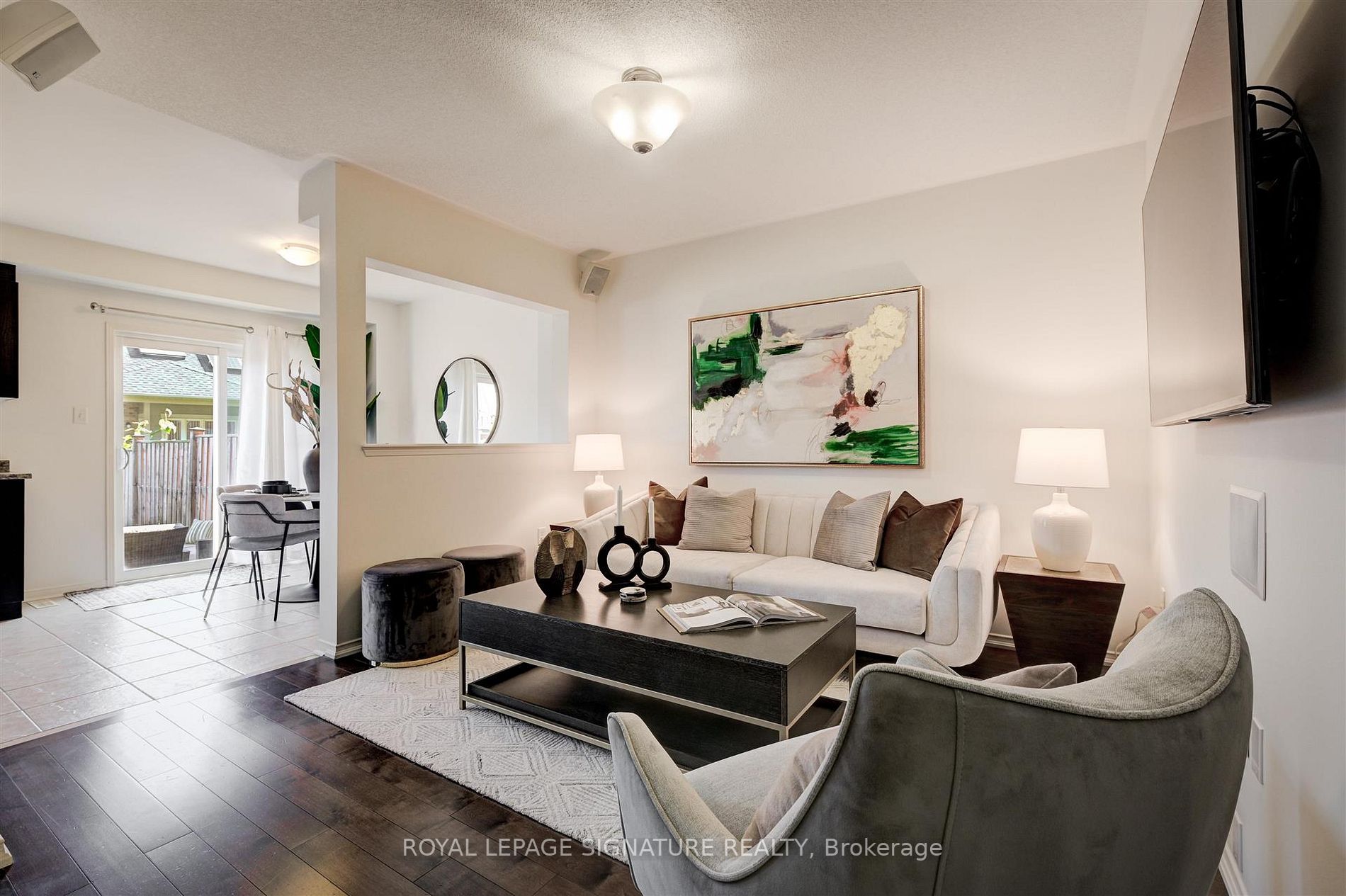 100 Expedition Cres
