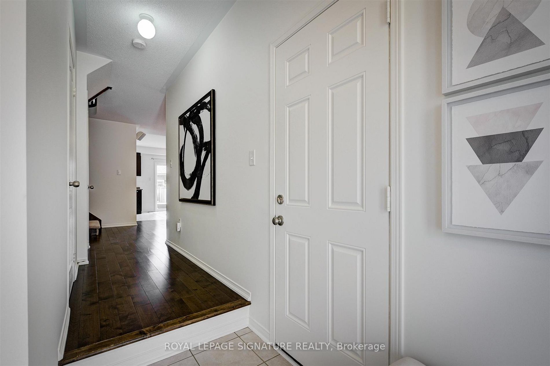 100 Expedition Cres