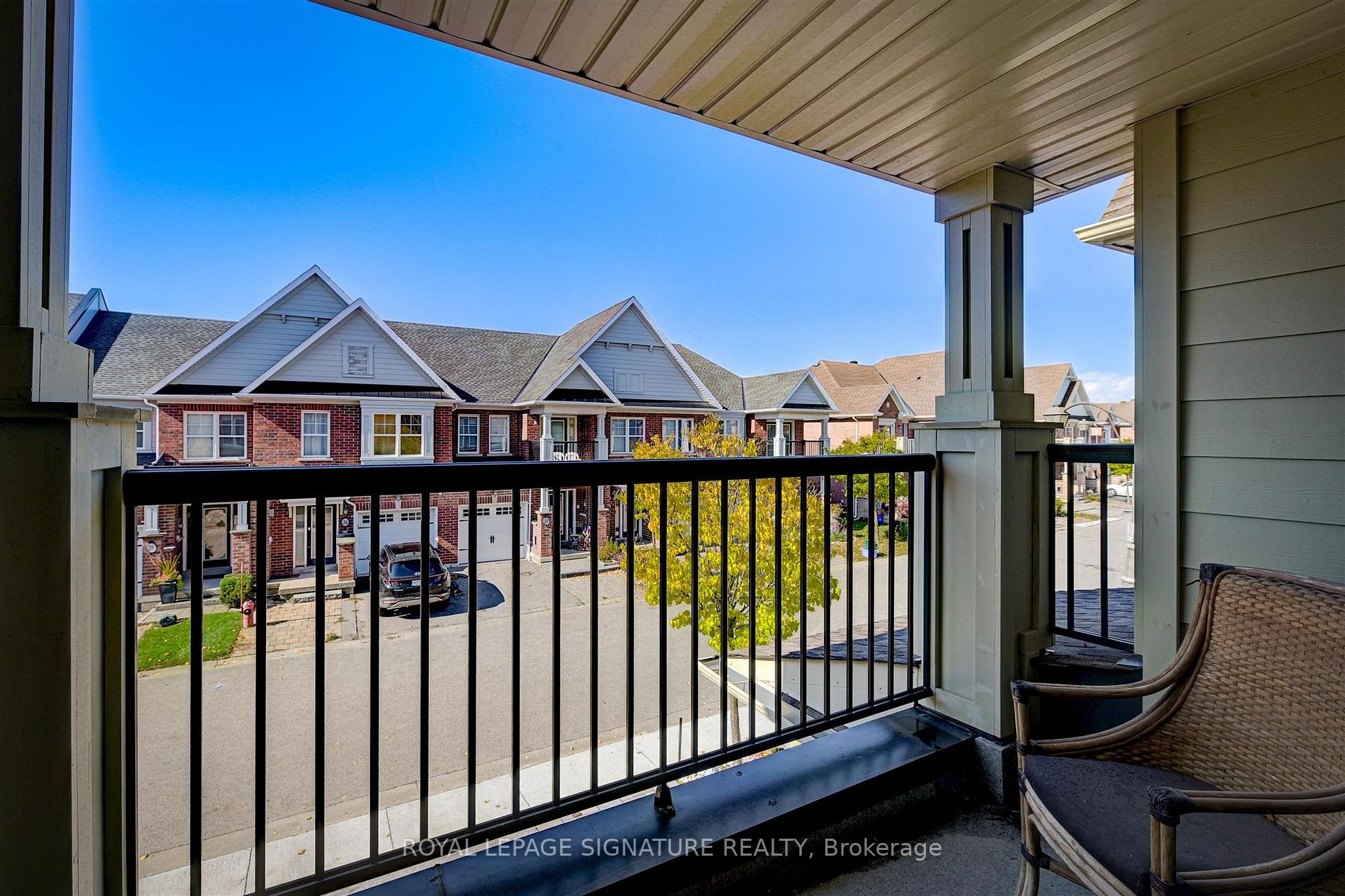 100 Expedition Cres