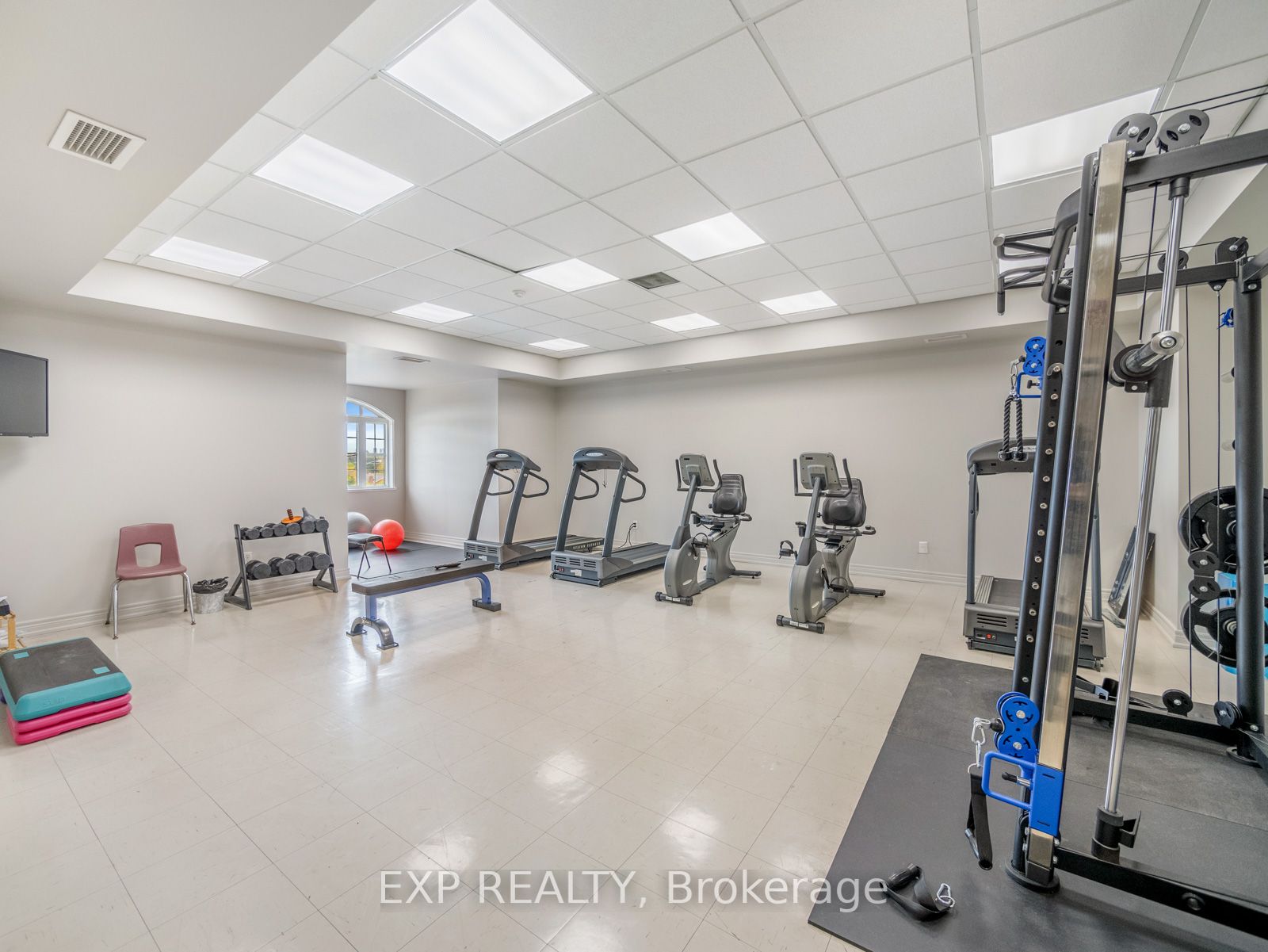 9973 Keele St, #106