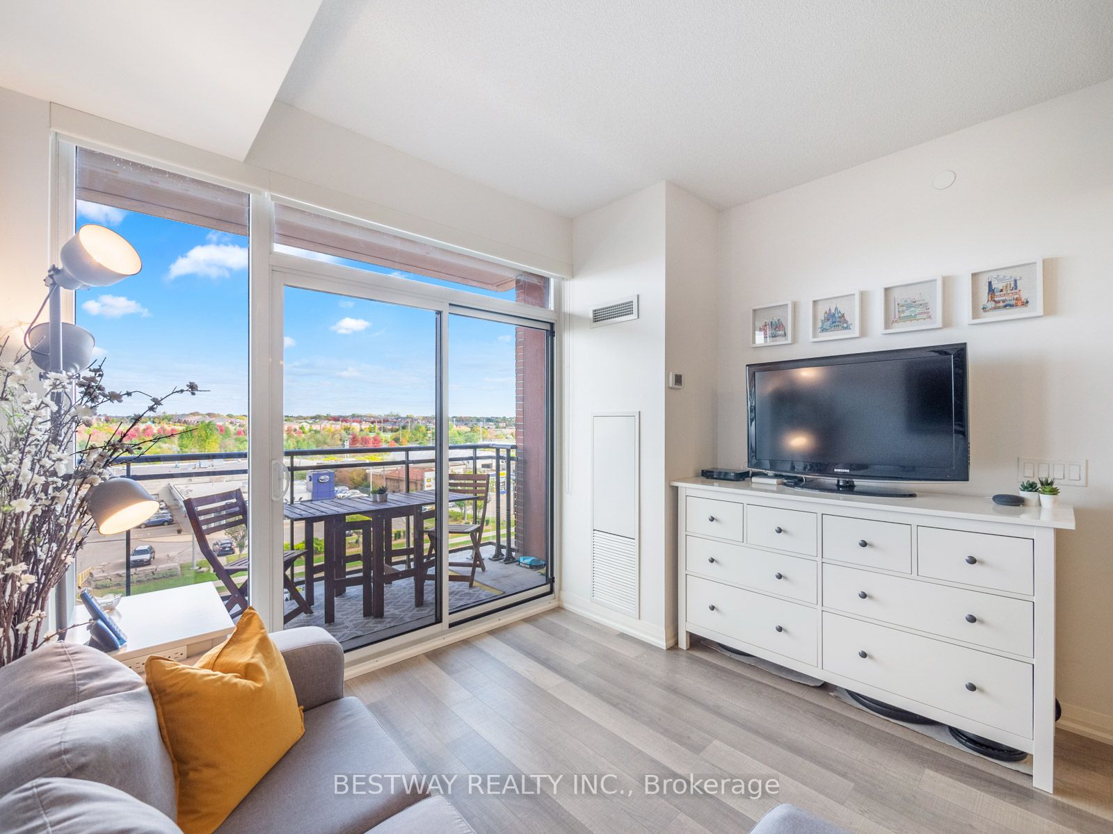 9506 Markham Rd, #605
