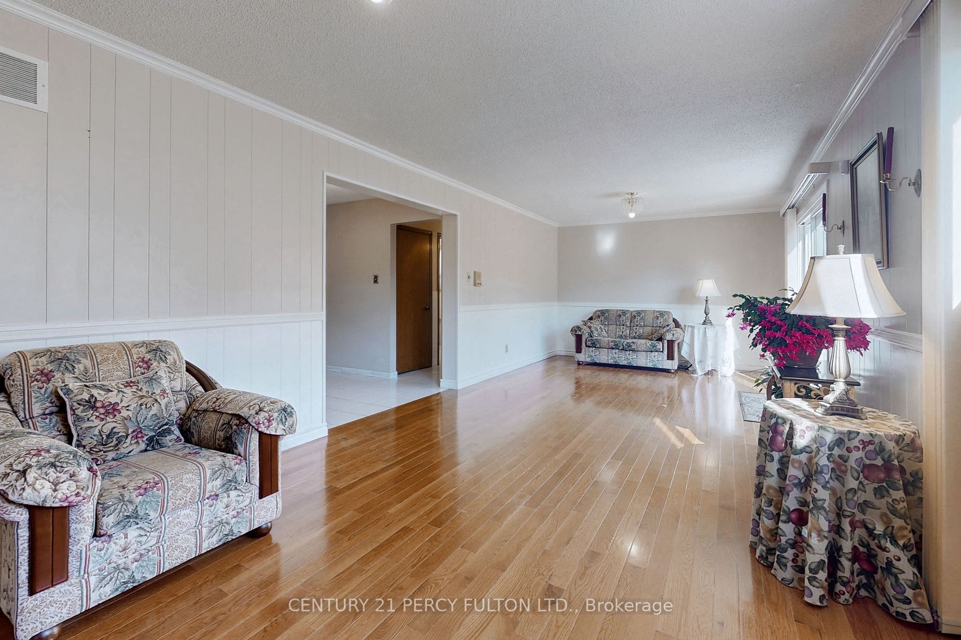 26 Risebrough Crct