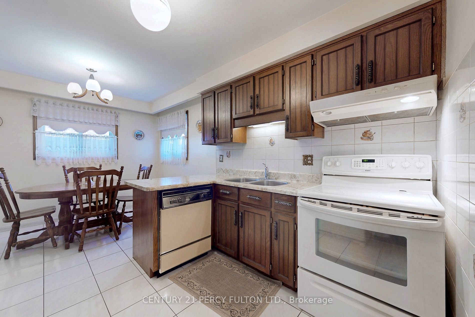 26 Risebrough Crct